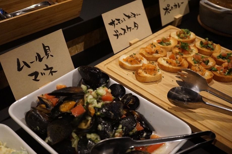 ムールのマリネ＆ブルスケッタ（食べ放題メニューです）