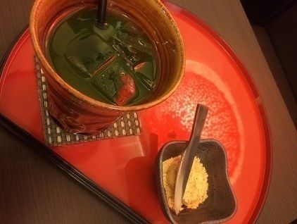 グリーンティー（380円）