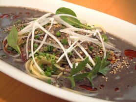 黒せさみスープスパゲッテイ