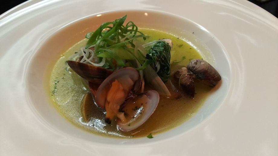 アサリの白ワイン蒸し