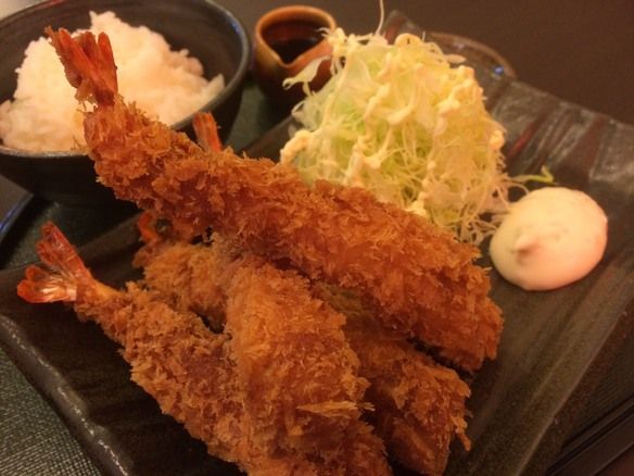 日替わりエビフライ定食