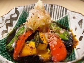 季節野菜の揚げ浸し（650円）