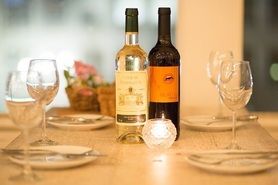 2時間飲み放題付き！【カジュアルコース】カルパッチョ/チーズアヒージョ/グリルチキンなど6品2980円