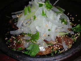 オニオンのせ　牛ロースのカットステーキ