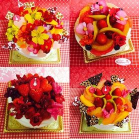 食用花トッピングのデコレーションケーキ♪母の日のプレゼント用にご予約承り中です♪