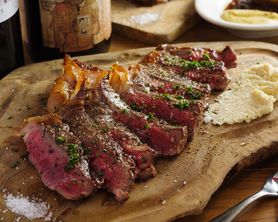 大沼牛ロースのコンフィ〜わさびクレソン添え〜