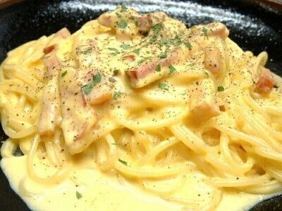 濃厚チーズのカルボナーラ（９５０円）