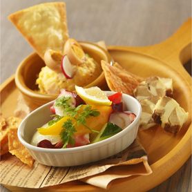 IKE鶏の石窯2525(^-^)コース～女子会、友人との宴会にどうぞ～