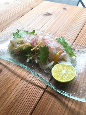 三重県産鯛・柚子・タマネギのセビーチェ