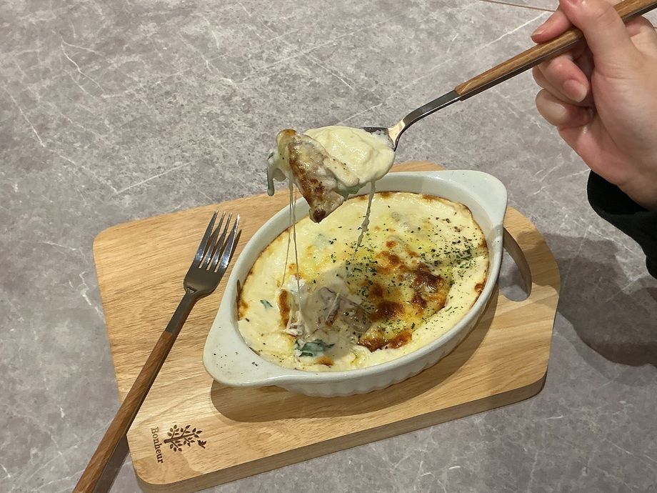 照り焼きチキンと小松菜のカマンベールドリア(単品)