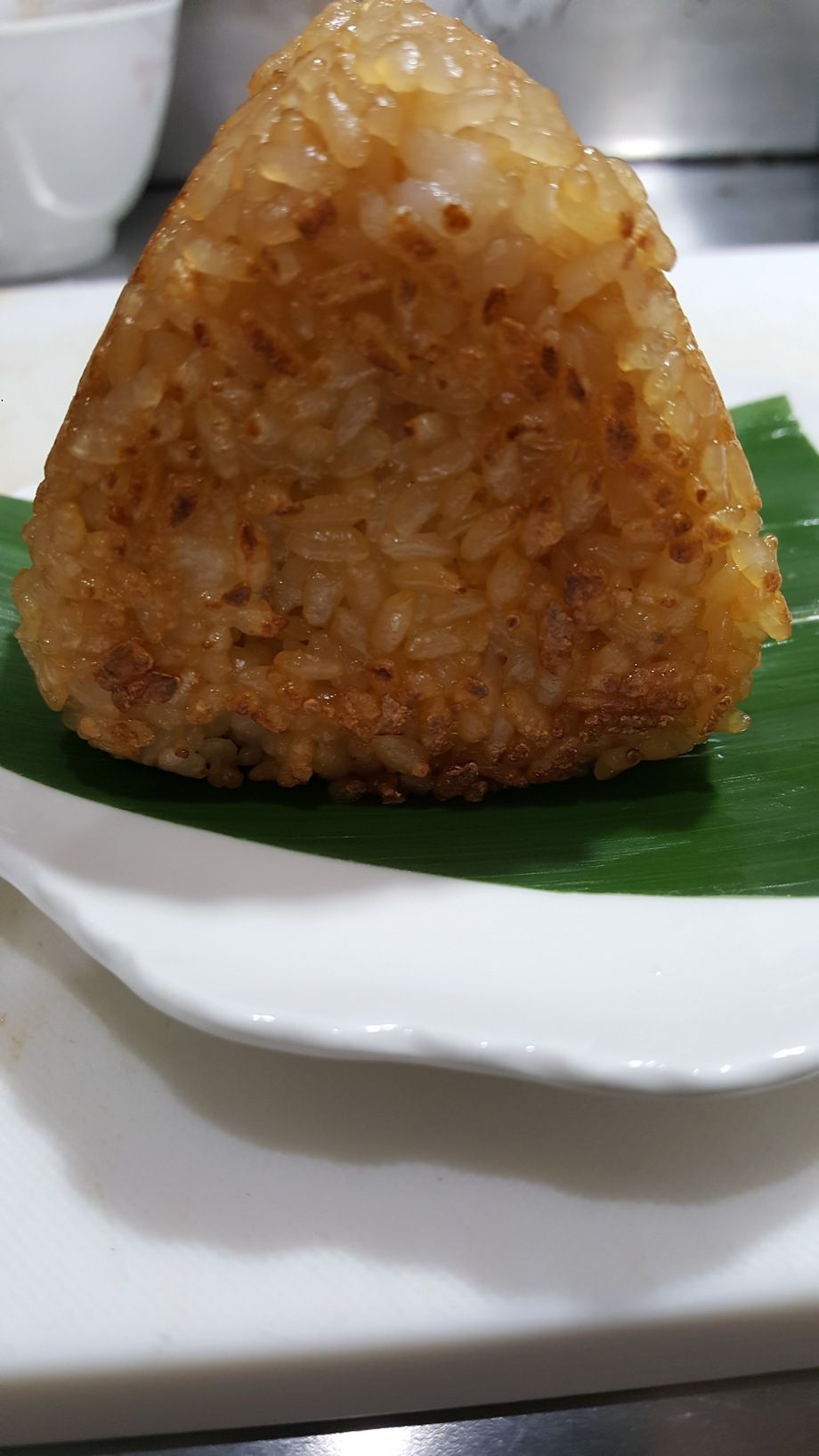 焼おにぎり始めました。好みで焼いて食べてください（￥100）