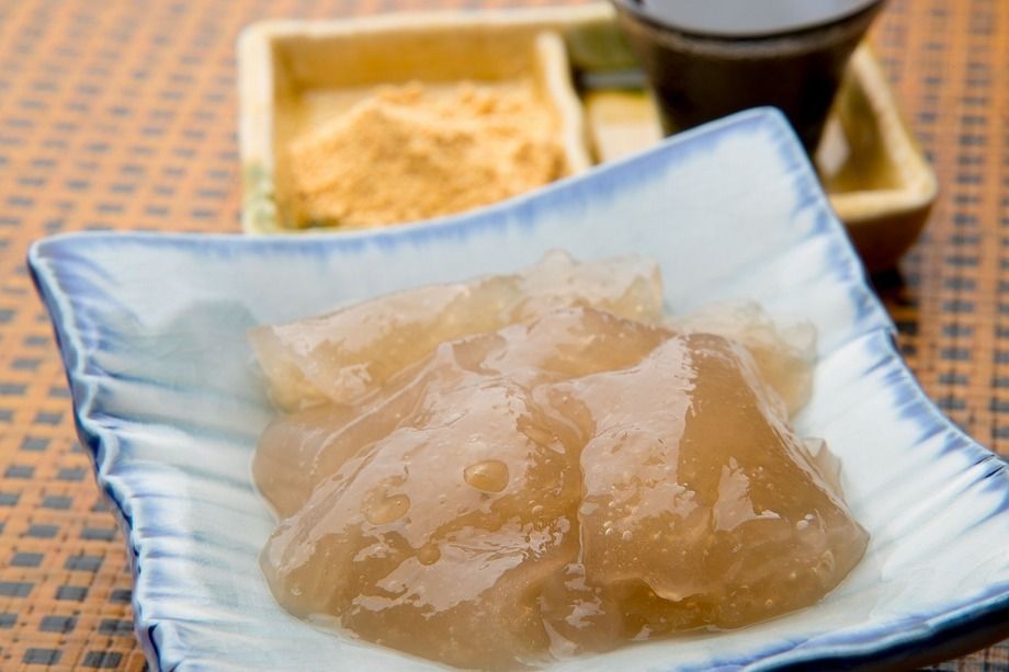 手造りわらび餅（350円）