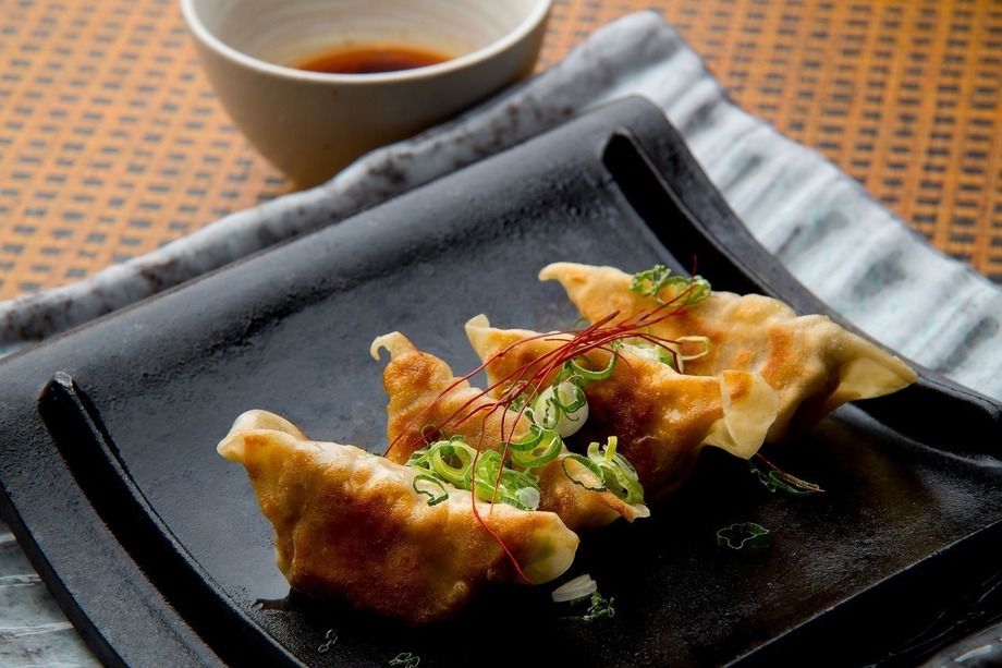 鉄板餃子（580円）