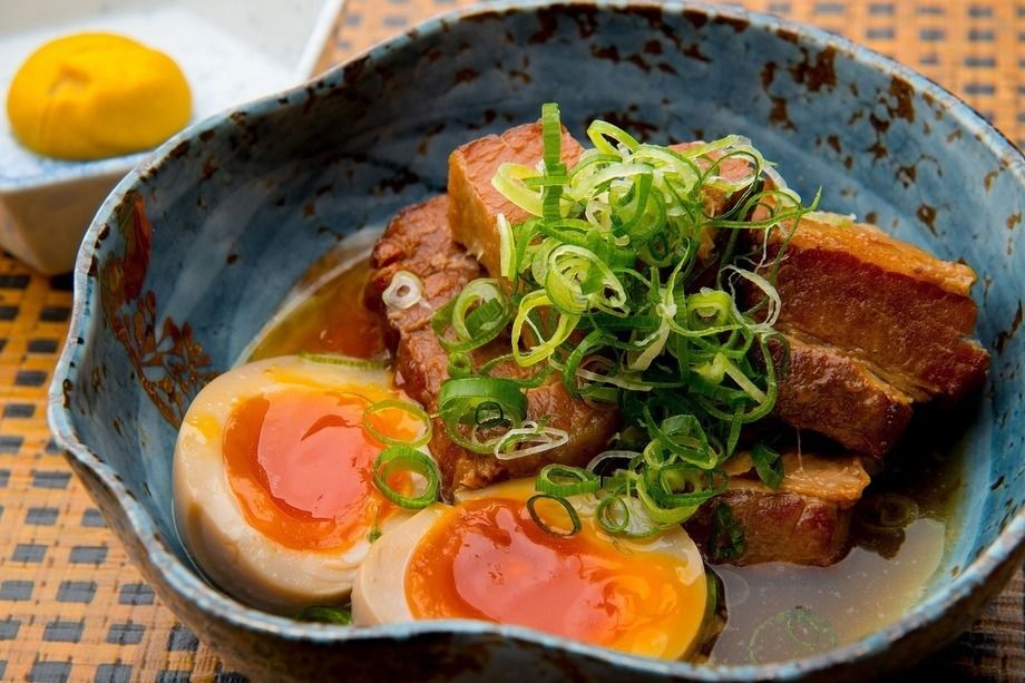 豚の角煮と瓢亭玉子（780円）