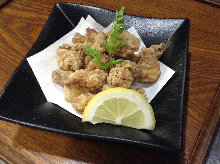 ヤゲン入り軟骨唐揚げ（550円）