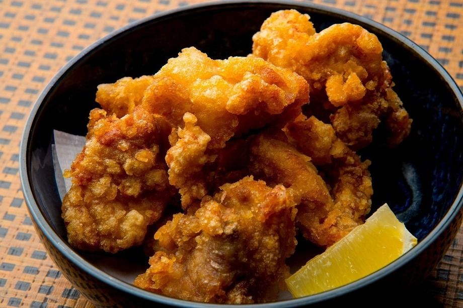 若鶏の唐揚げ（590円）