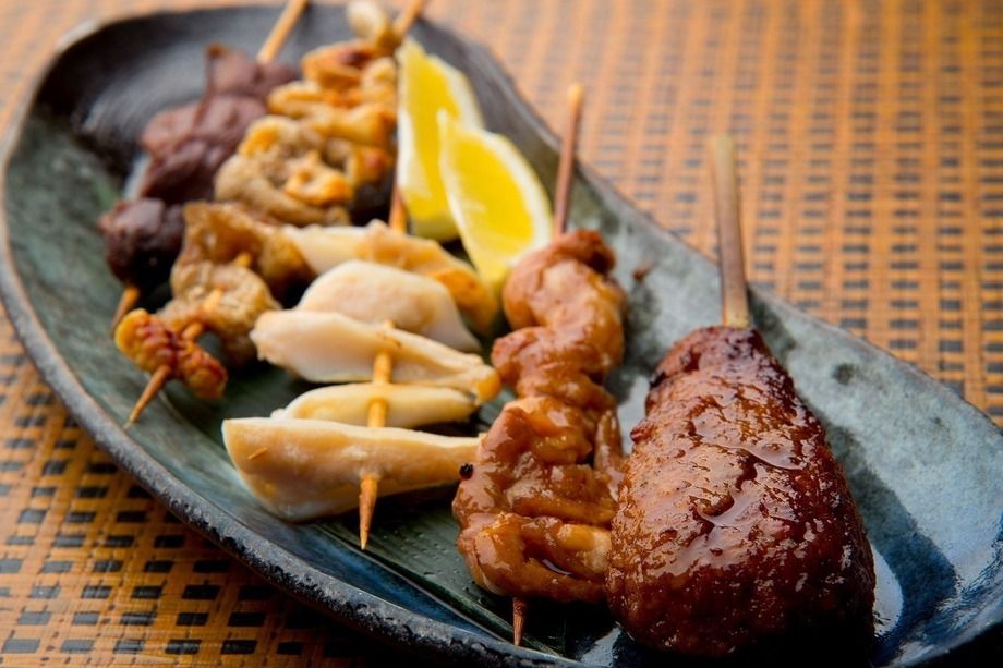 焼き鳥盛り合わせ（780円）