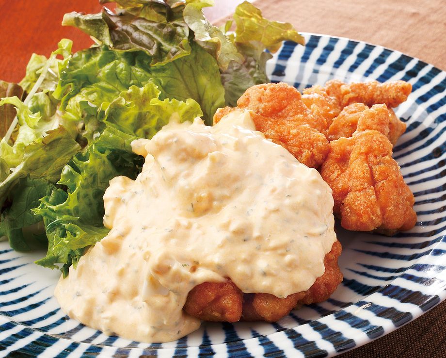 自家製タルタル　チキン南蛮（680円／小380円）