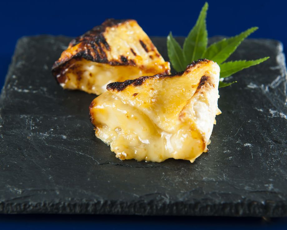 カマンベールチーズの味噌漬け