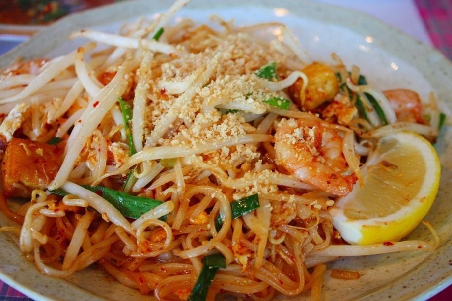 パッタイ（８００円）