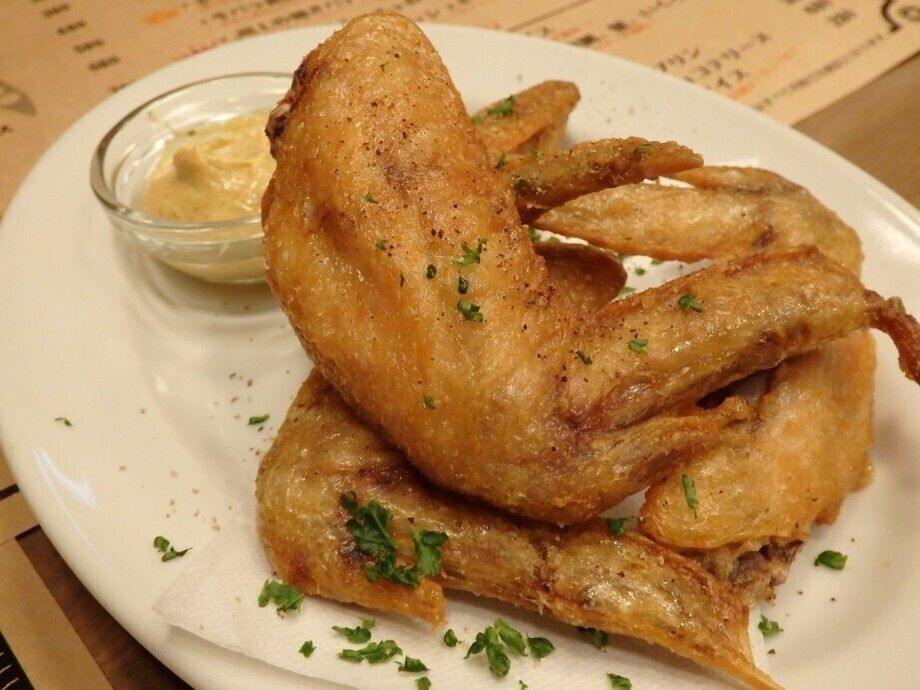 手羽先コンフィのフリット