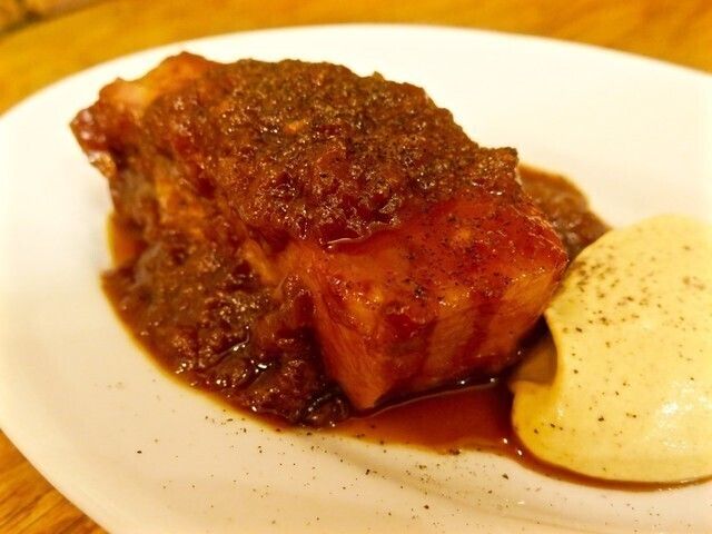 とろとろ豚バラ肉のビール煮込み