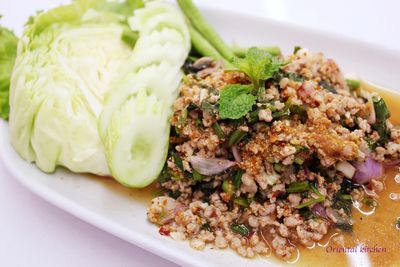 ラープ・ムー（８００円）