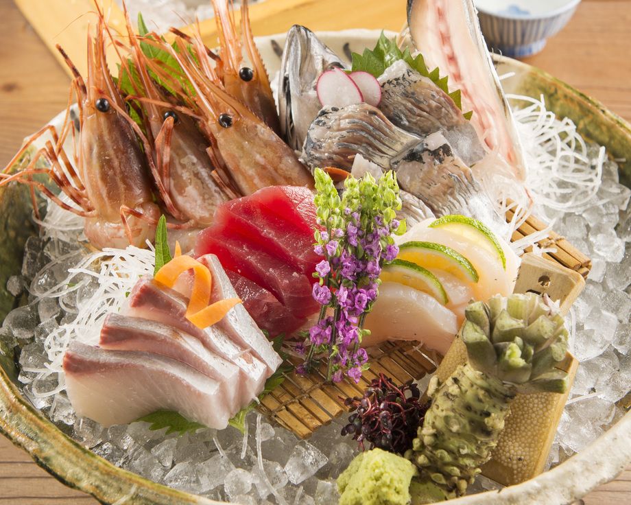 本日の鮮魚 お造里五種盛り合わせ（1,980円）