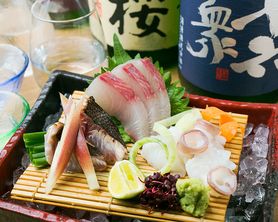 本日の鮮魚 お造里三種盛り合わせ