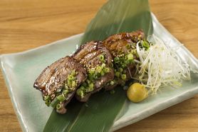 自家製チャーシューの炙り焼き