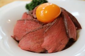 ローストビーフ丼