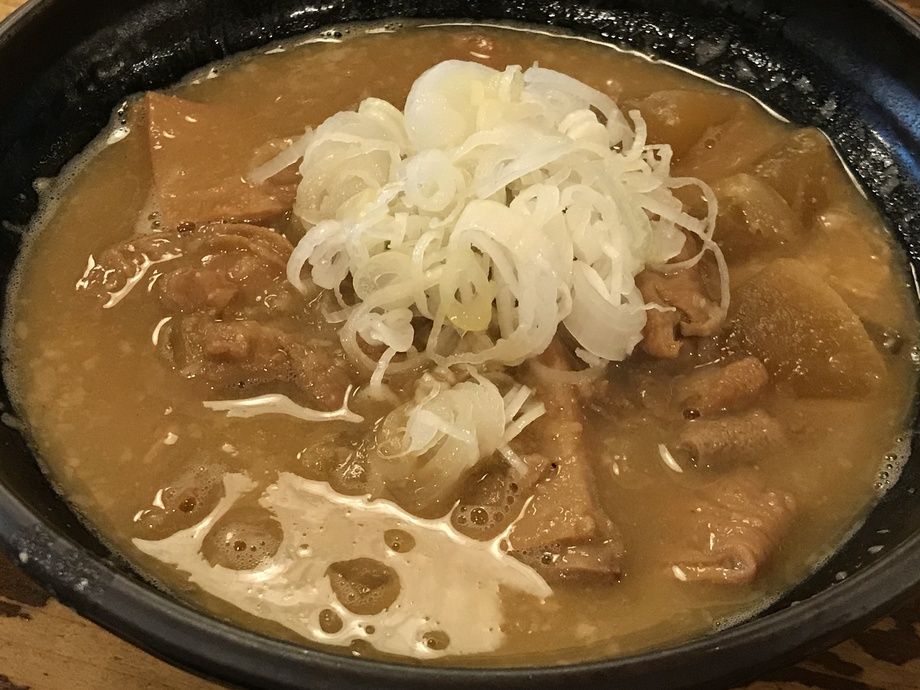 特製もつ煮込み