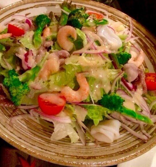 万五屋サラダ（880円）