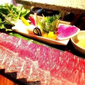 【御予約】希少黒毛和牛「尾崎牛」の溶岩焼きしゃぶ「おすすめコース」全七品 ※21時までのご注文