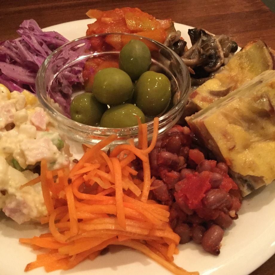 本日の前菜盛り合わせ（680）