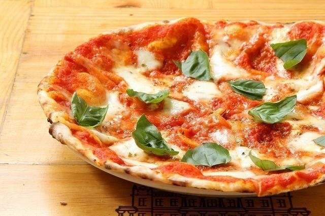 【人気NO.2】　モッツアレラたっぷりのマルゲリータ（500）