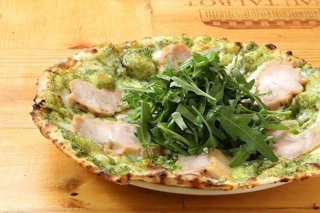 【人気No.1】　バジルチキンのPizza（800）