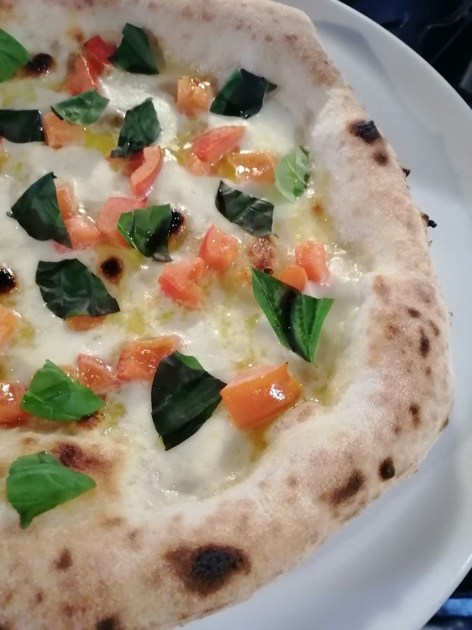 Margherita Bianca     マルゲリータ  ビアンカ