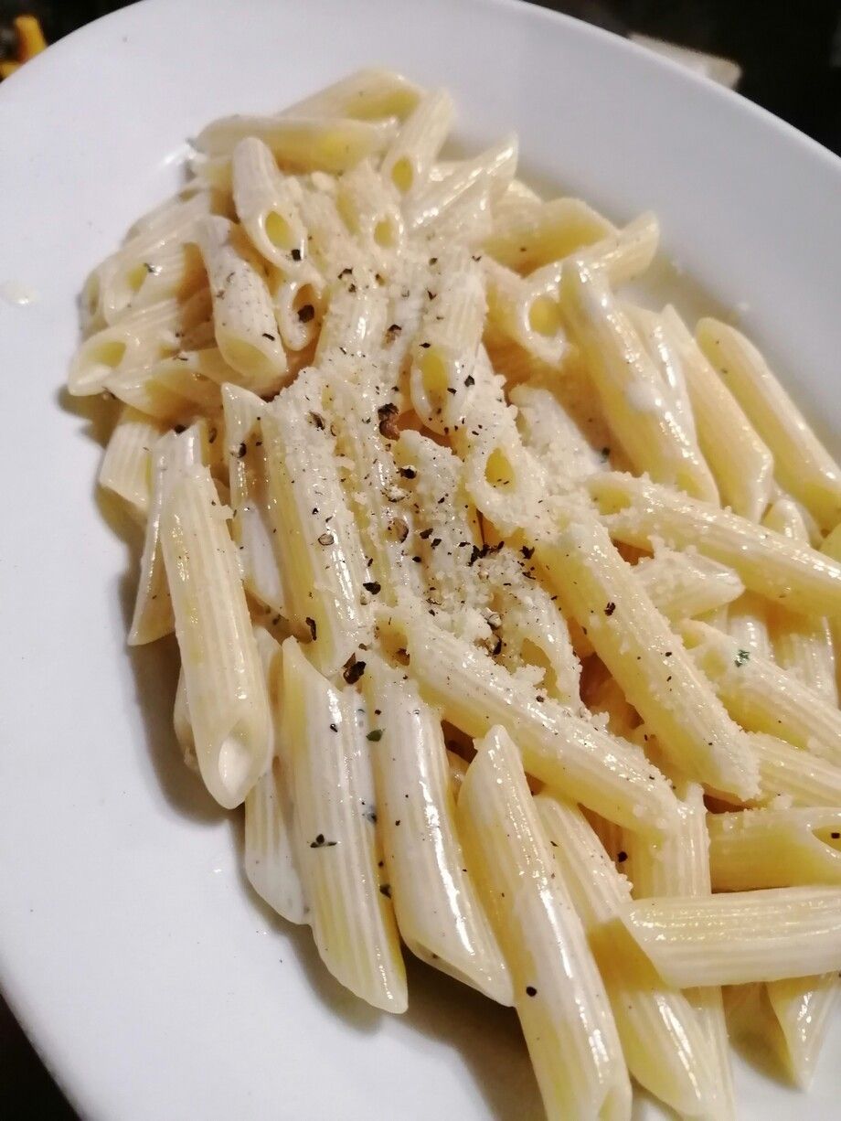 ゴルゴンゾーラクリームのペンネ