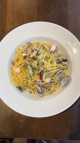 海の幸と森のきのこのスパゲッティ