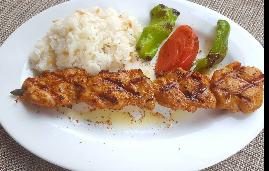 Dセット　チキン・シシケバブ