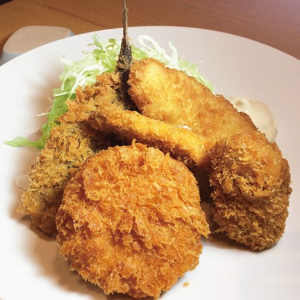 アジフライ入り 海鮮ミックス定食