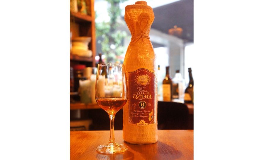 ◯ザマ　DZAMA　　　　　　　　　　　　　　　（￥540）