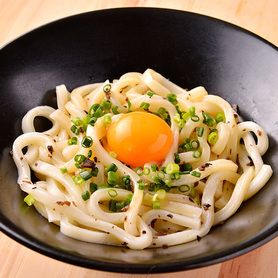 黒トリュフ窯玉うどん