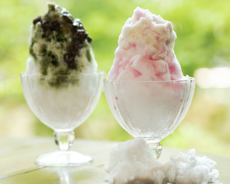 山盛りカキ氷（ー）