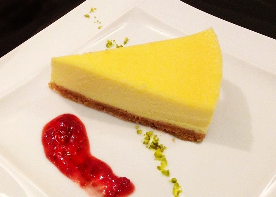ホワイトチョコレートが隠し味のチーズケーキ