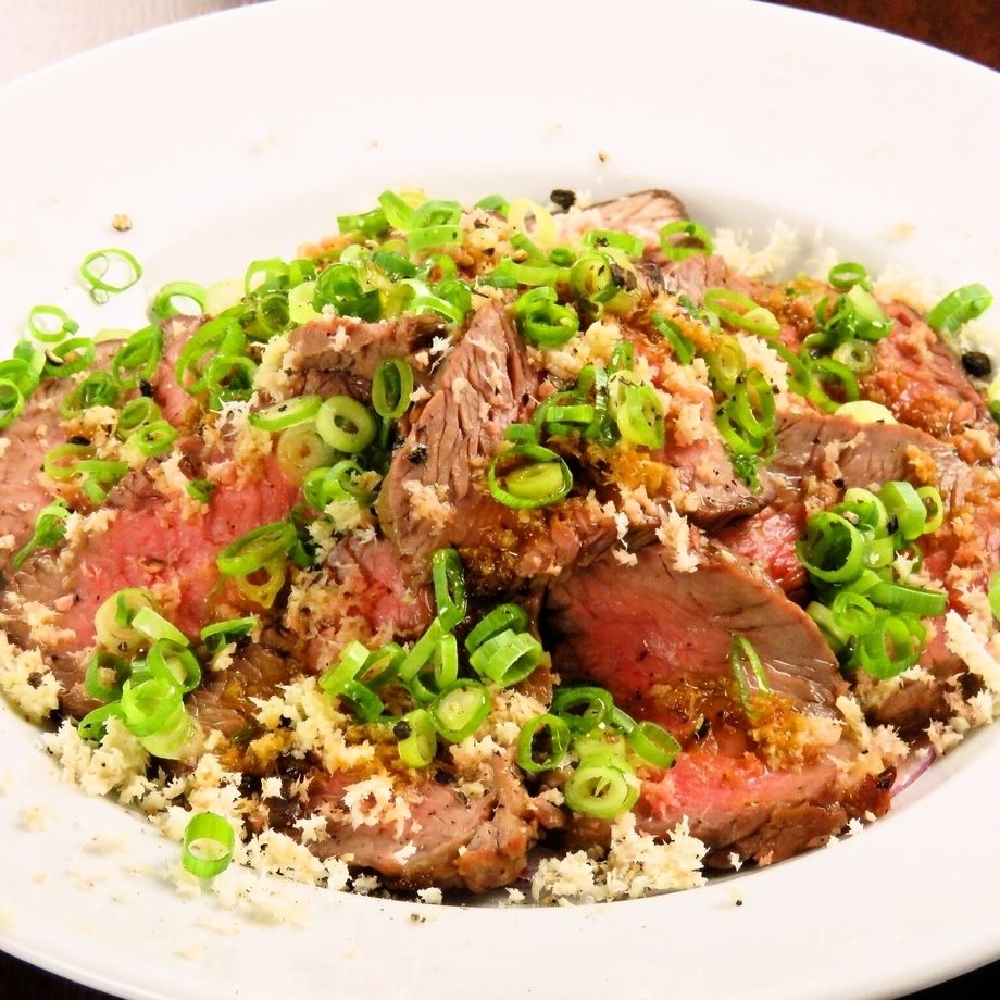 牛のタタキ　山わさびとボスソース