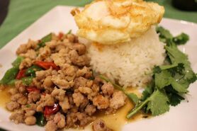 ガパオ風パクライスランチ