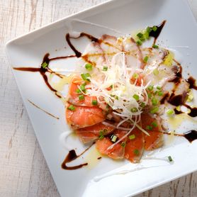 サーモンのカルパッチョ