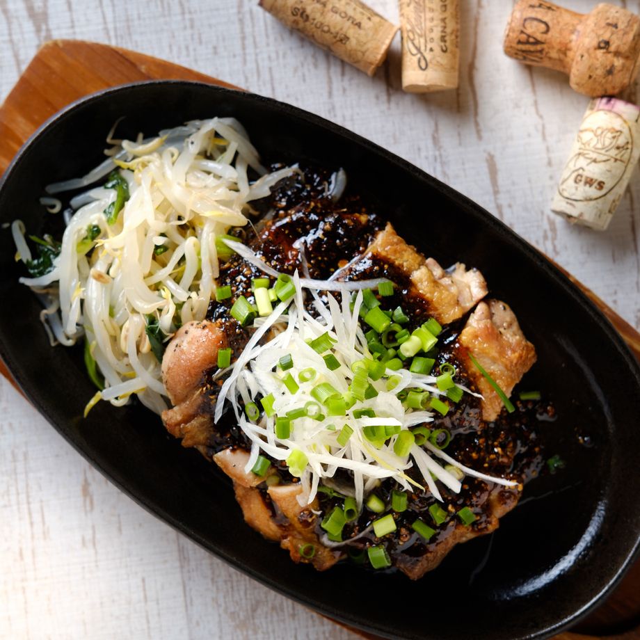 やみつきブラックペッパーチキングリル（780円）